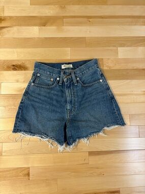 Madewell High-Rise Frayed Hem Denim Shorts - Blue